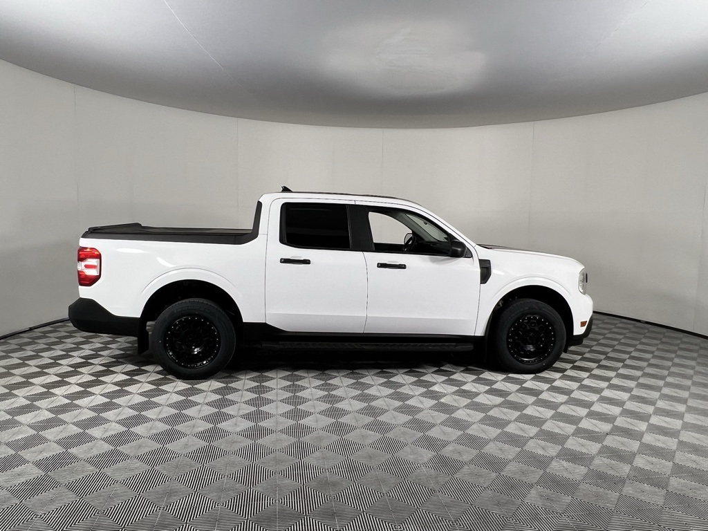2022 Ford Maverick XL photo 3
