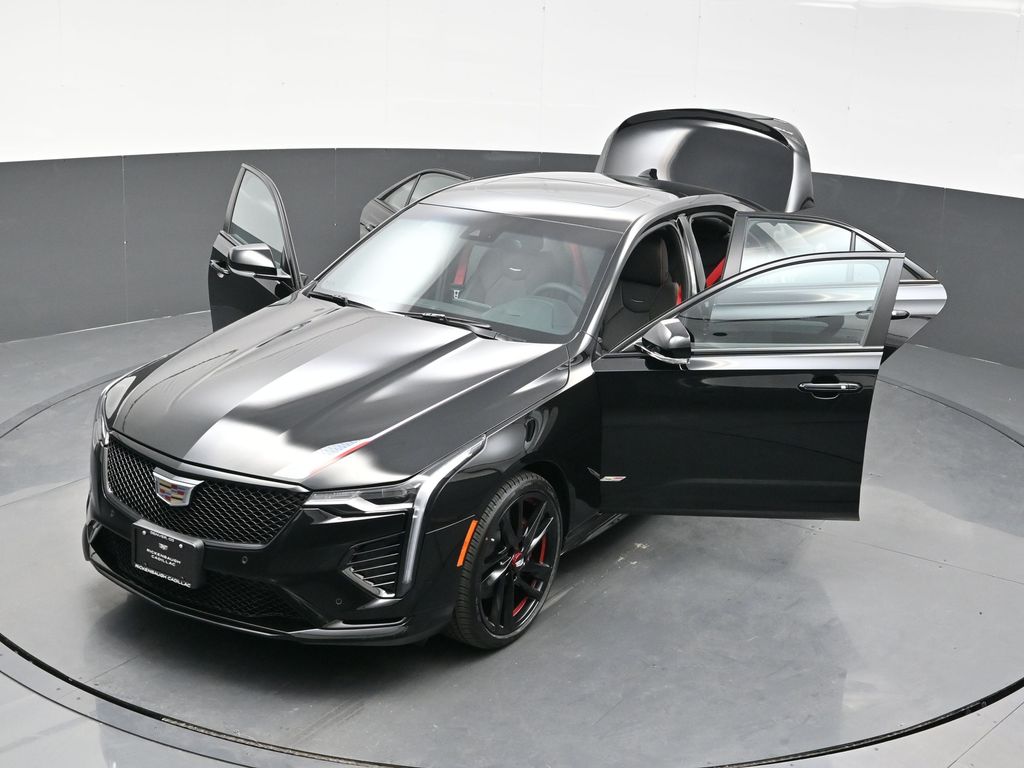 2025 Cadillac CT4 photo 26