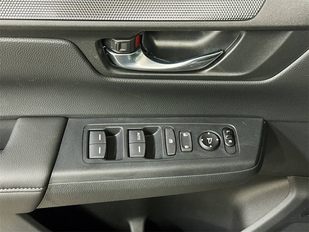 2026 Honda CR-V LX photo 13