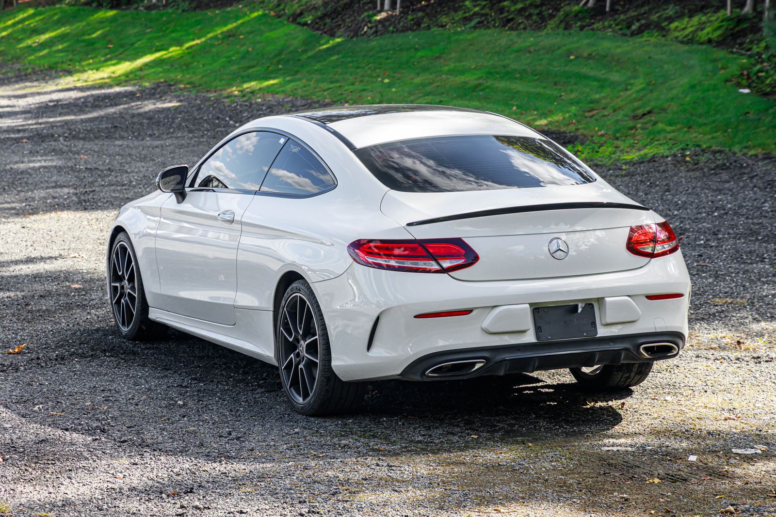 2019 Mercedes Benz C 300 photo 3
