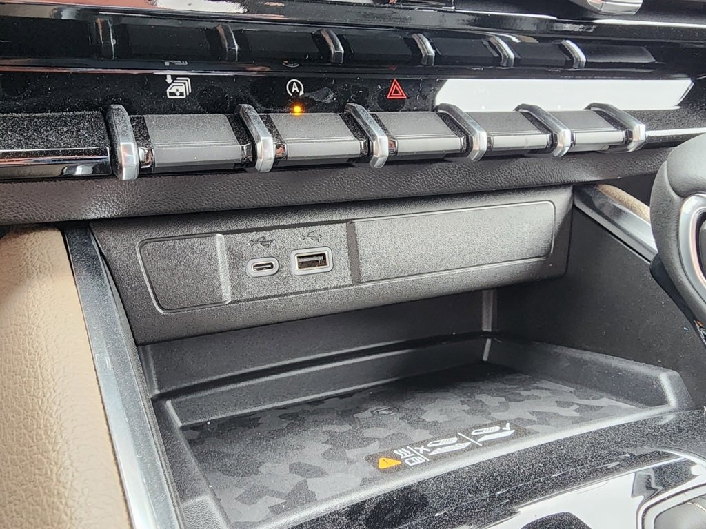 2026 Gmc Canyon Denali photo 30