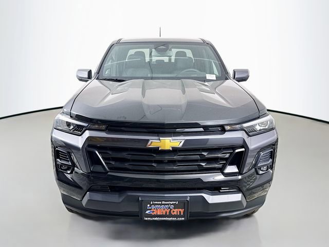 2026 Chevrolet Colorado LT photo 2