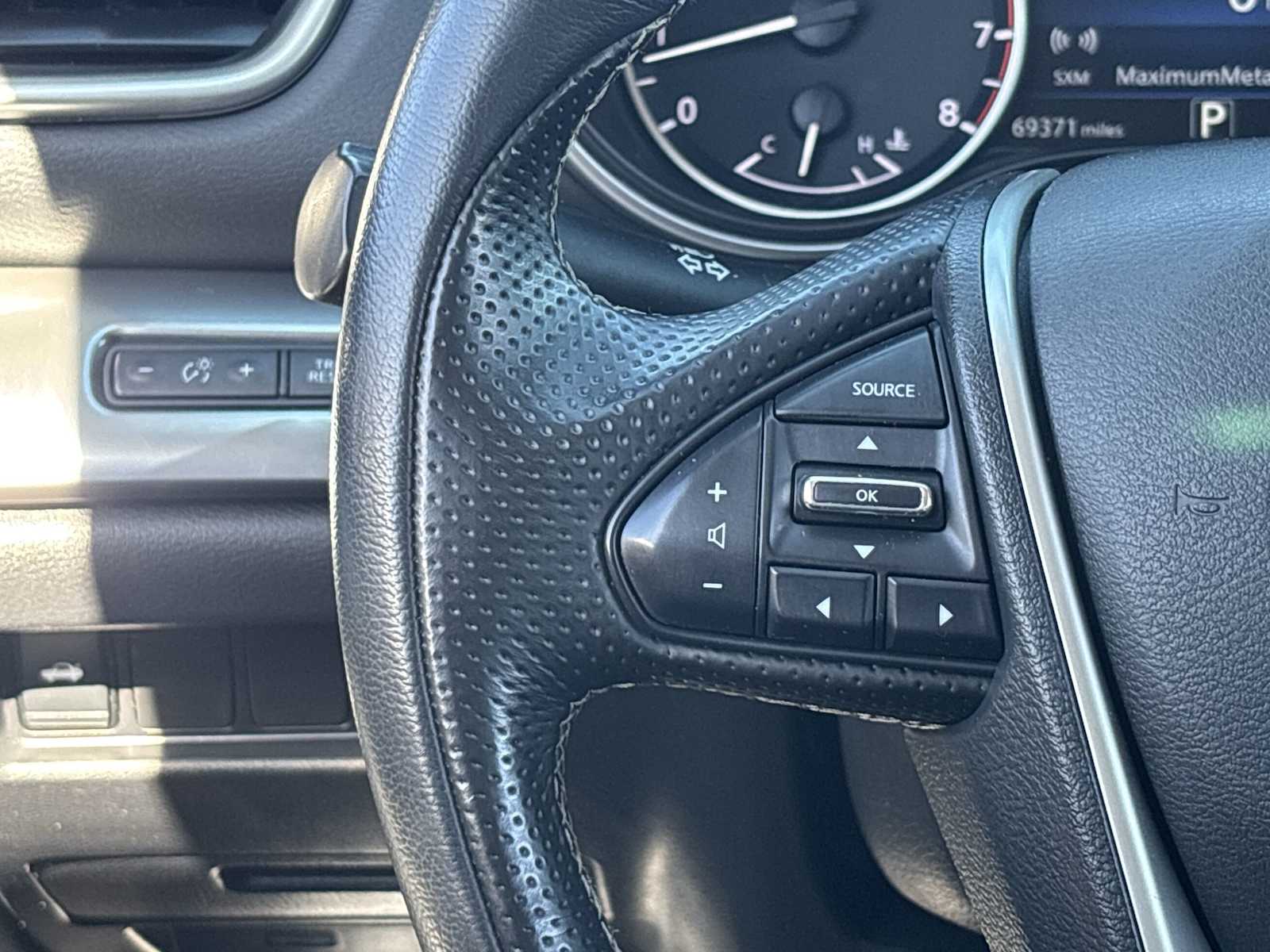 2020 Nissan Maxima SV photo 27