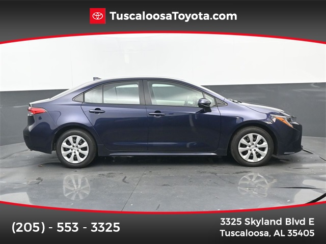 2025 Toyota Corolla LE's photo