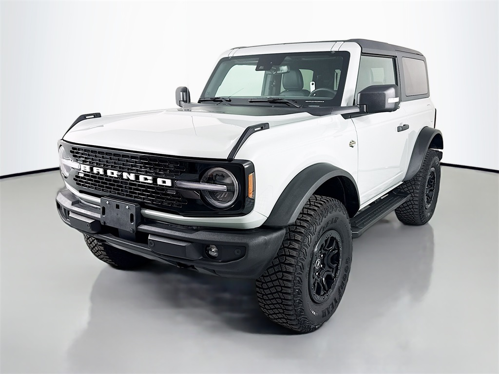 2022 Ford Bronco 2-Door Wildtrak's photo