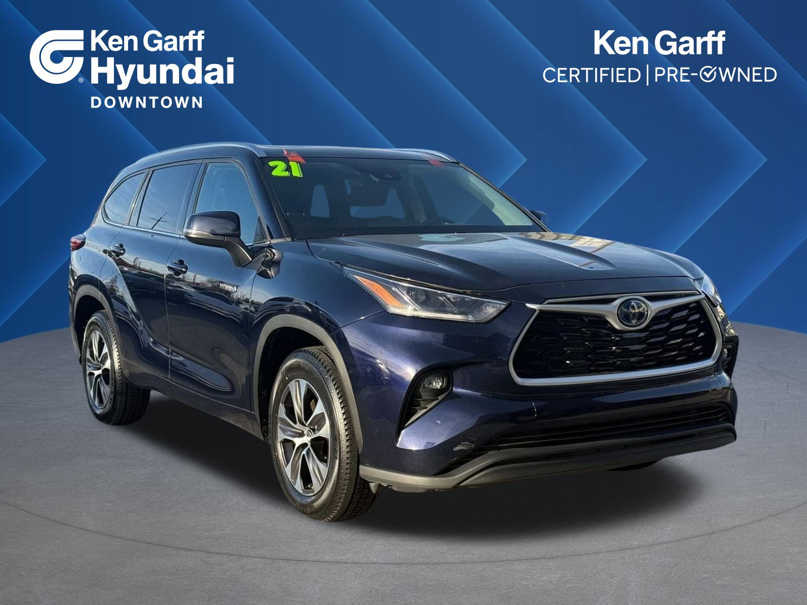 2021 Toyota Highlander XLE's photo