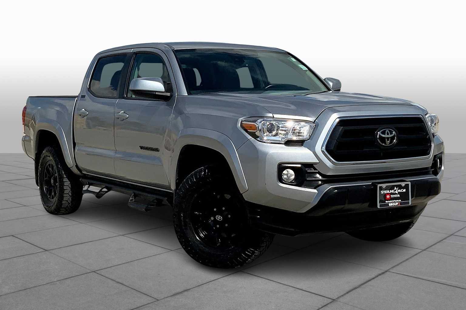 2022 Toyota Tacoma SR5 photo 2