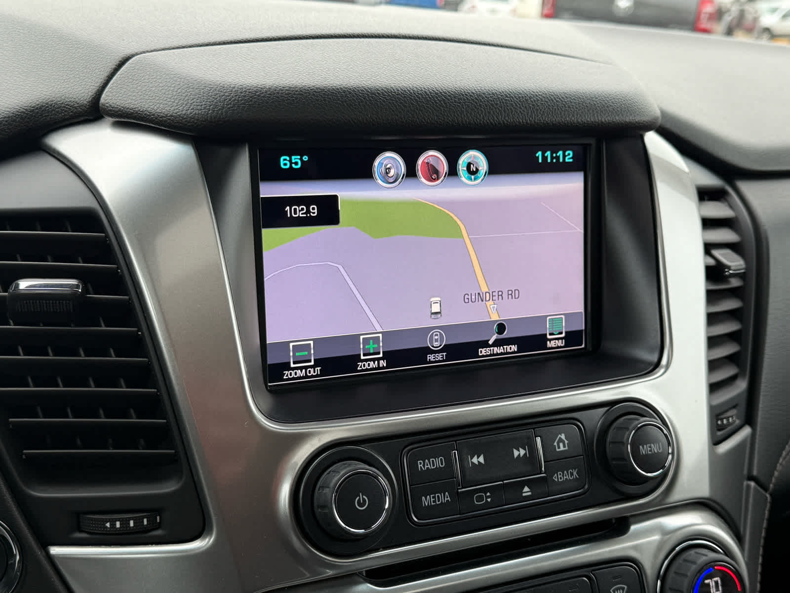 2015 Chevrolet Suburban LTZ photo 18