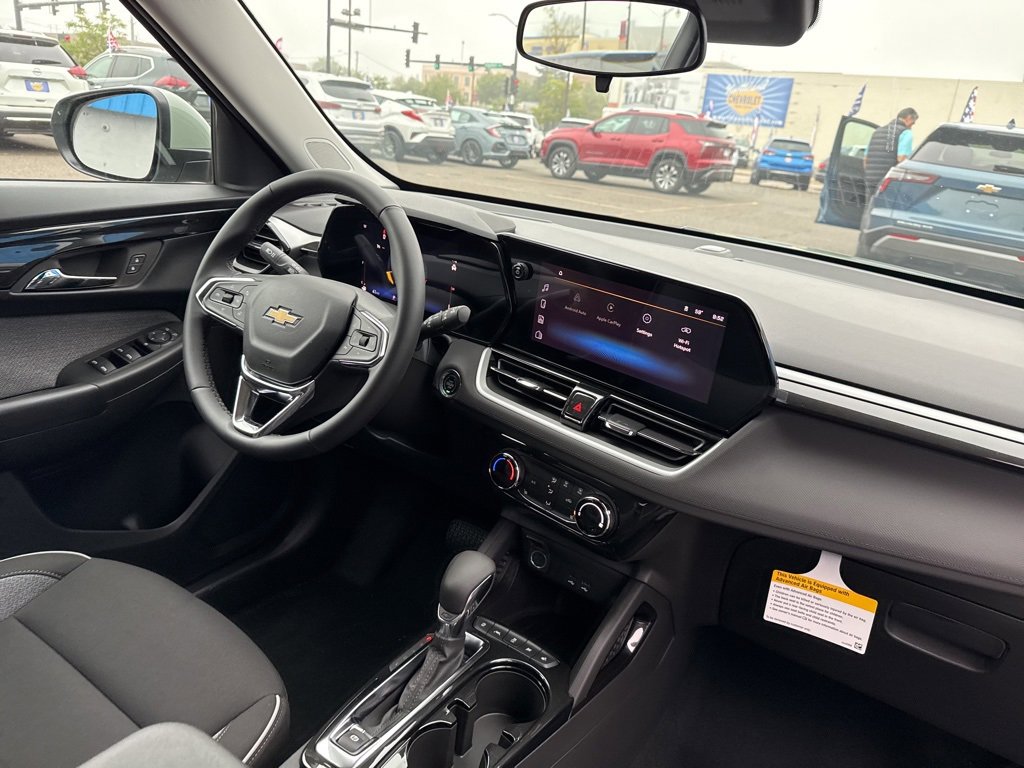 2026 Chevrolet Trailblazer LT photo 35