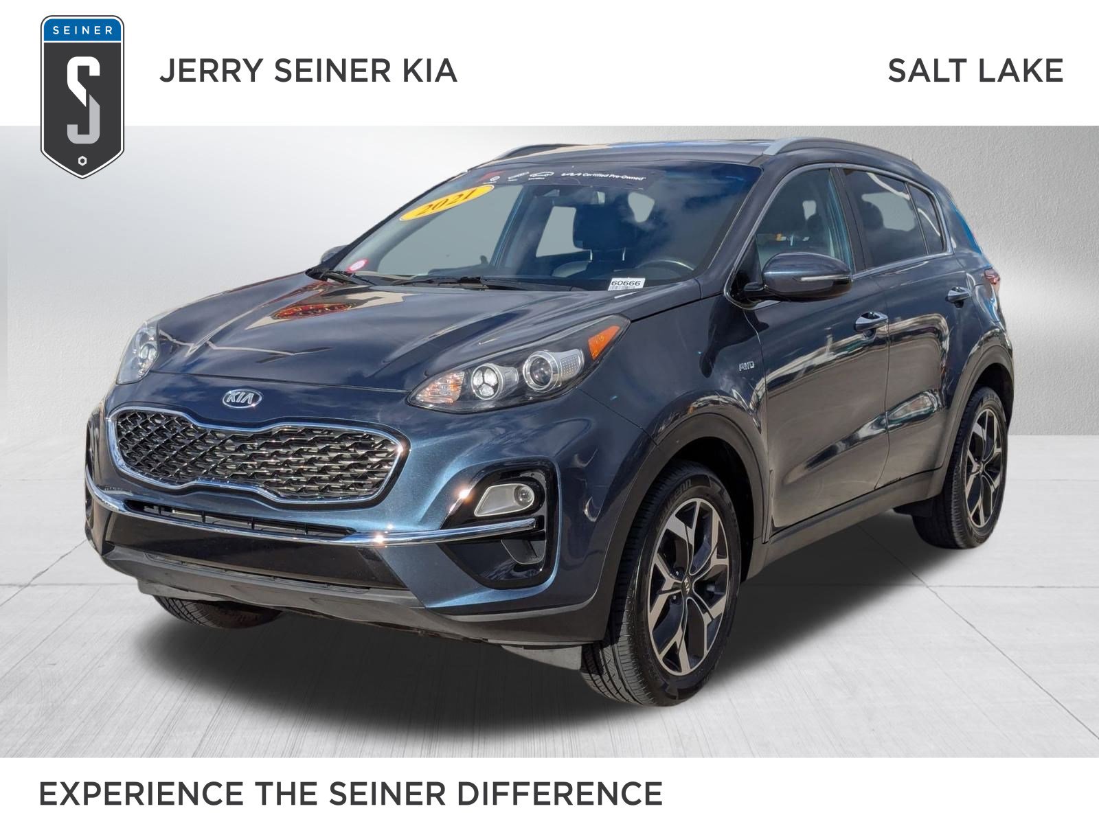 2021 Kia Sportage EX's photo
