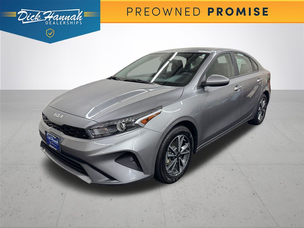 2024 Kia Forte LXS's photo