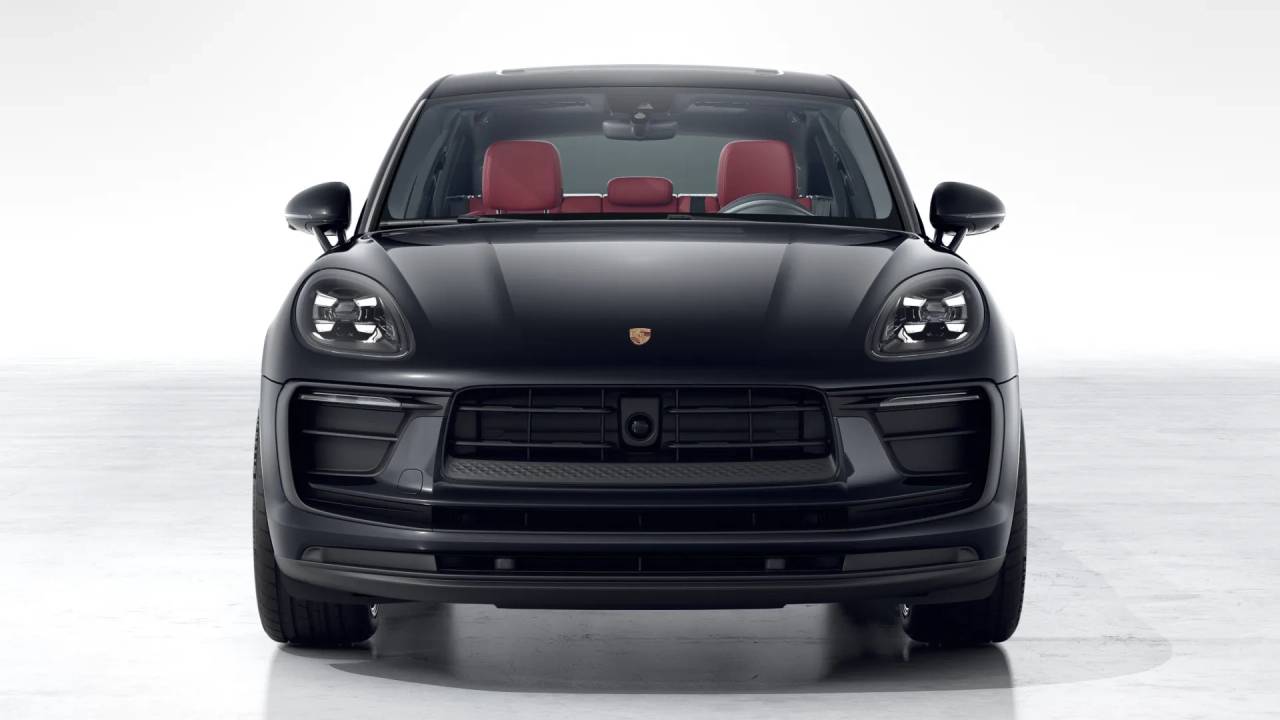 2026 Porsche Macan T photo 6