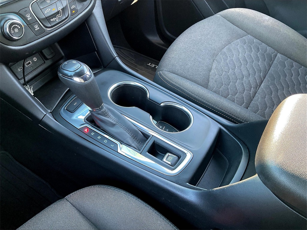 2019 Chevrolet Equinox LT photo 18
