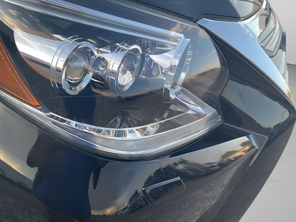 2019 Lexus GX 460 Luxury photo 29