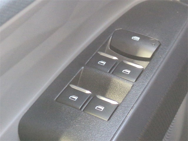 2025 Ford Maverick XL photo 20