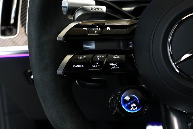 2024 Mercedes Benz S AMG 63 E PERFORMANCE photo 4