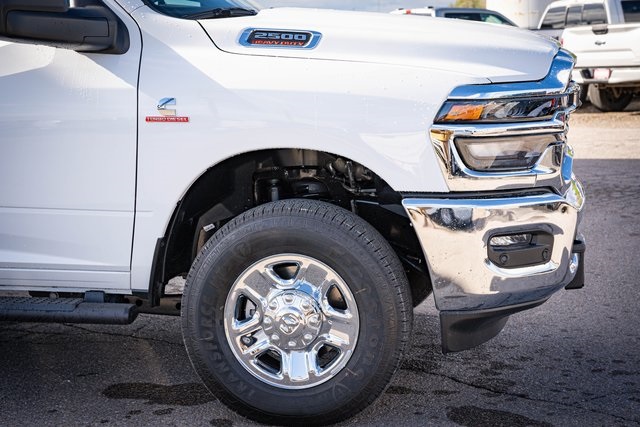 2025 Ram 2500 Tradesman photo 5