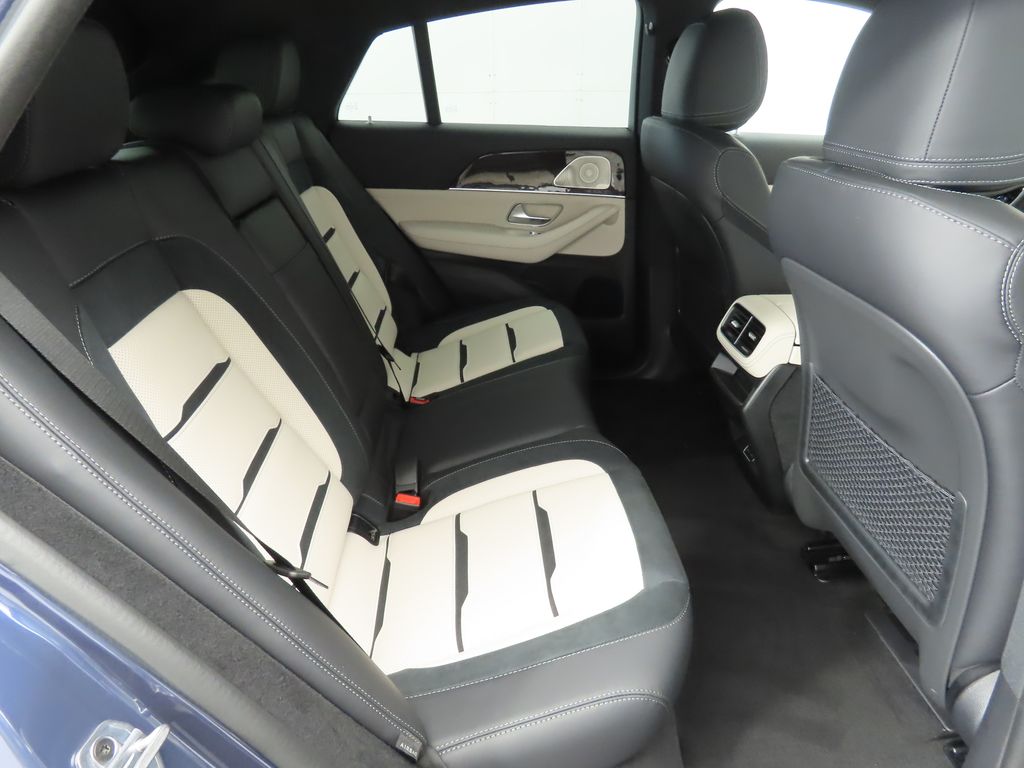 2026 Mercedes Benz GLE 53 AMG 4MATIC photo 18