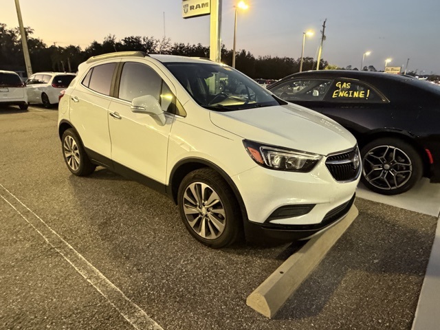 2018 Buick Encore Preferred's photo