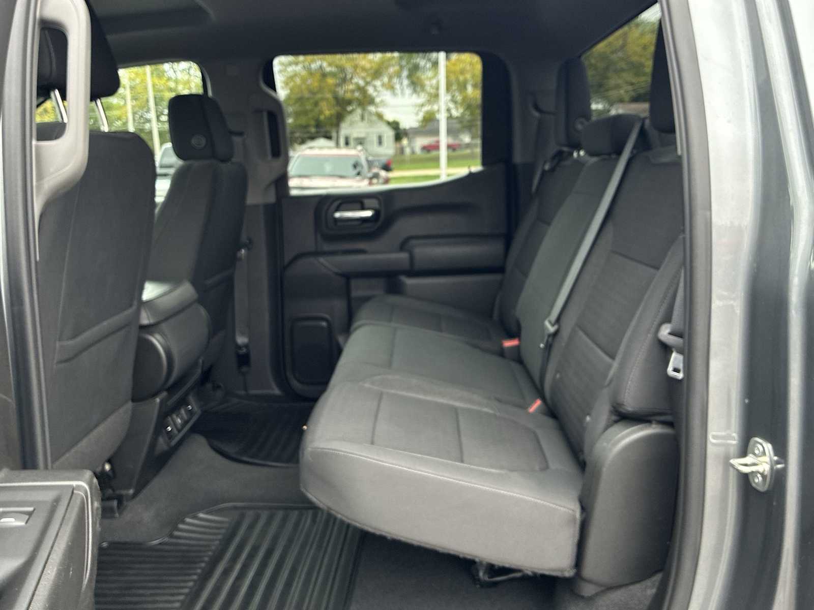2021 Chevrolet Silverado 1500 LT photo 23
