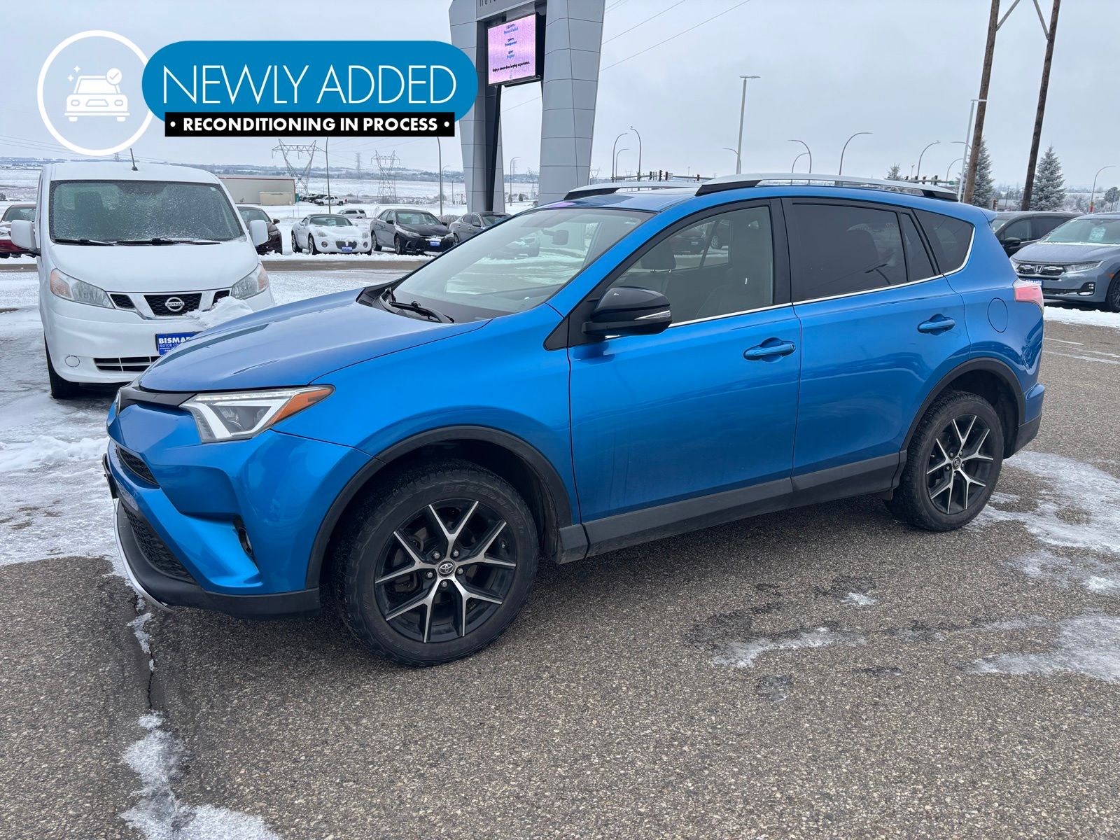 2016 Toyota RAV4 SE's photo