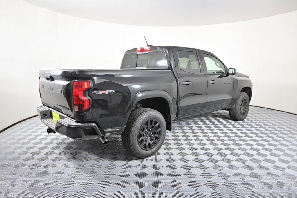 2025 Chevrolet Colorado Work Truck photo 7