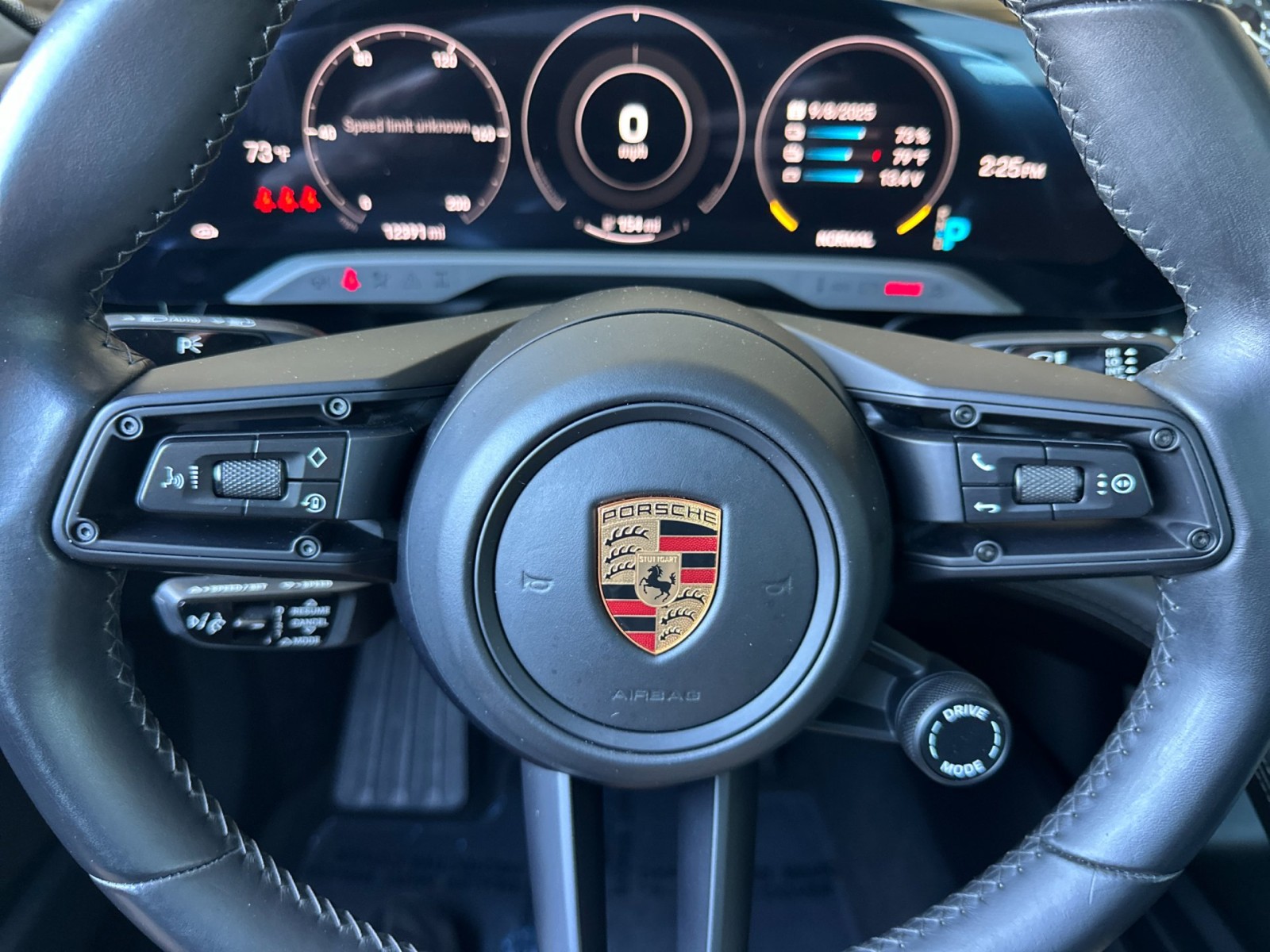 2022 Porsche Taycan 4S photo 21