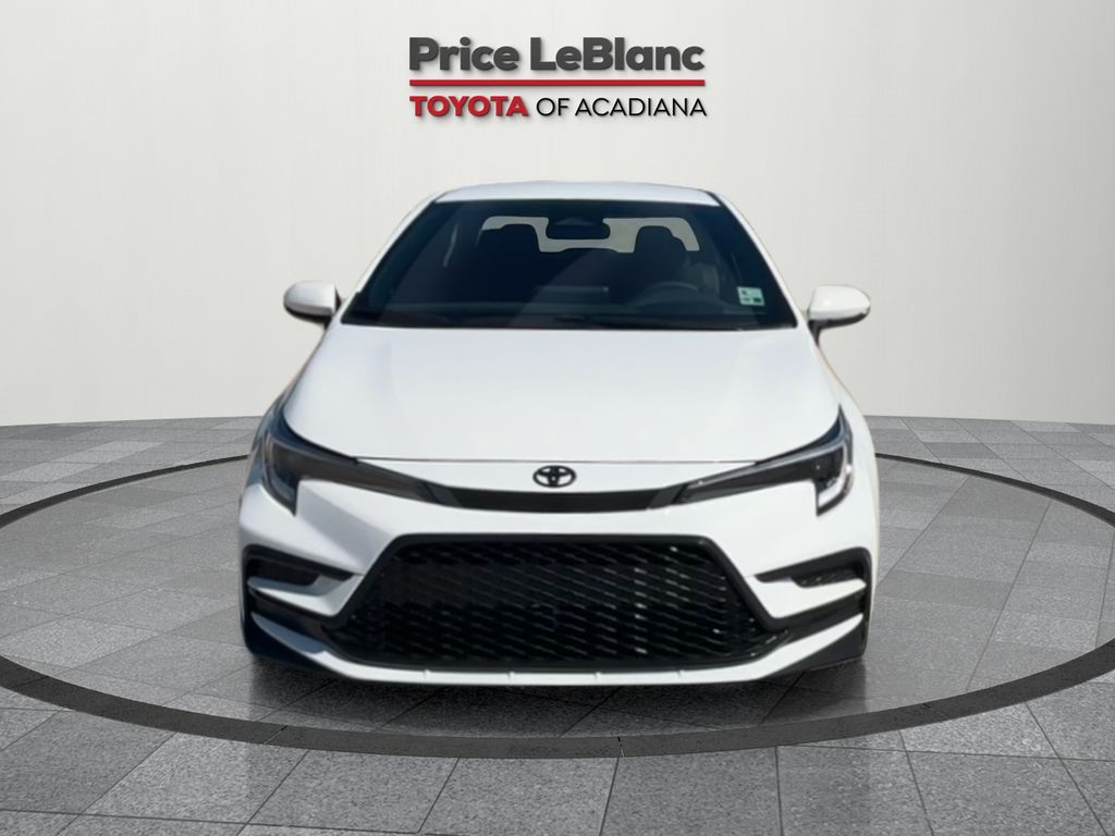 2026 Toyota Corolla SE photo 2