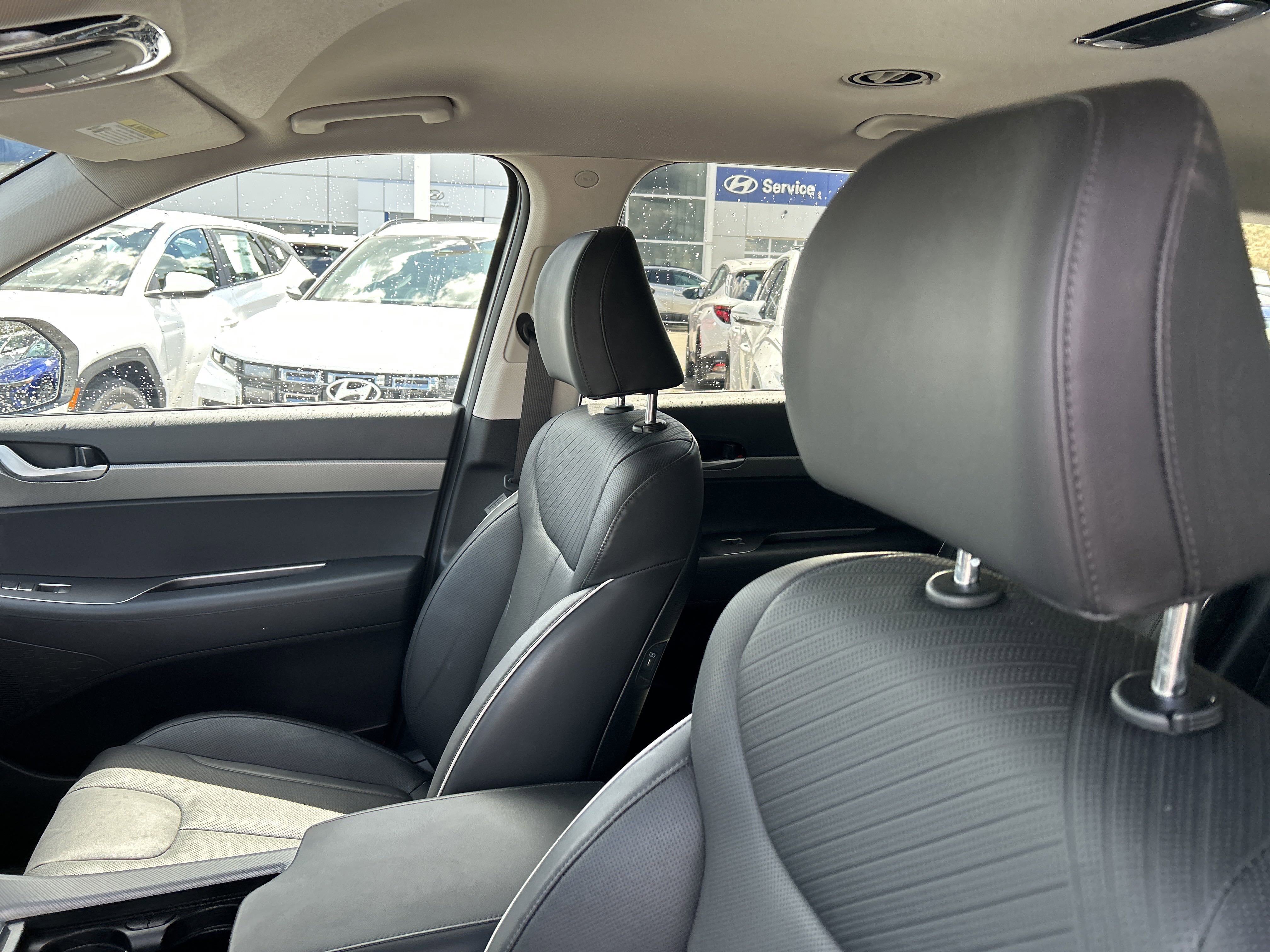2024 Hyundai Palisade SEL photo 2