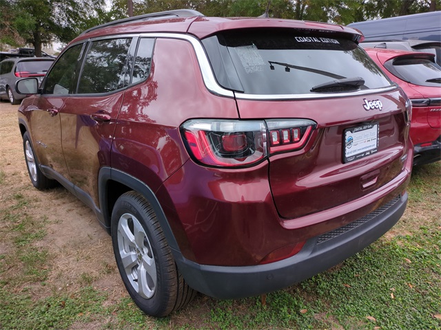2021 Jeep Compass Latitude photo 4