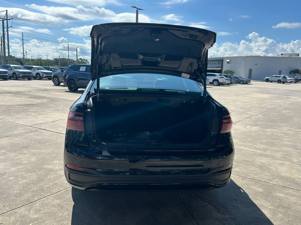 2025 Volkswagen Jetta 1.5T S photo 30
