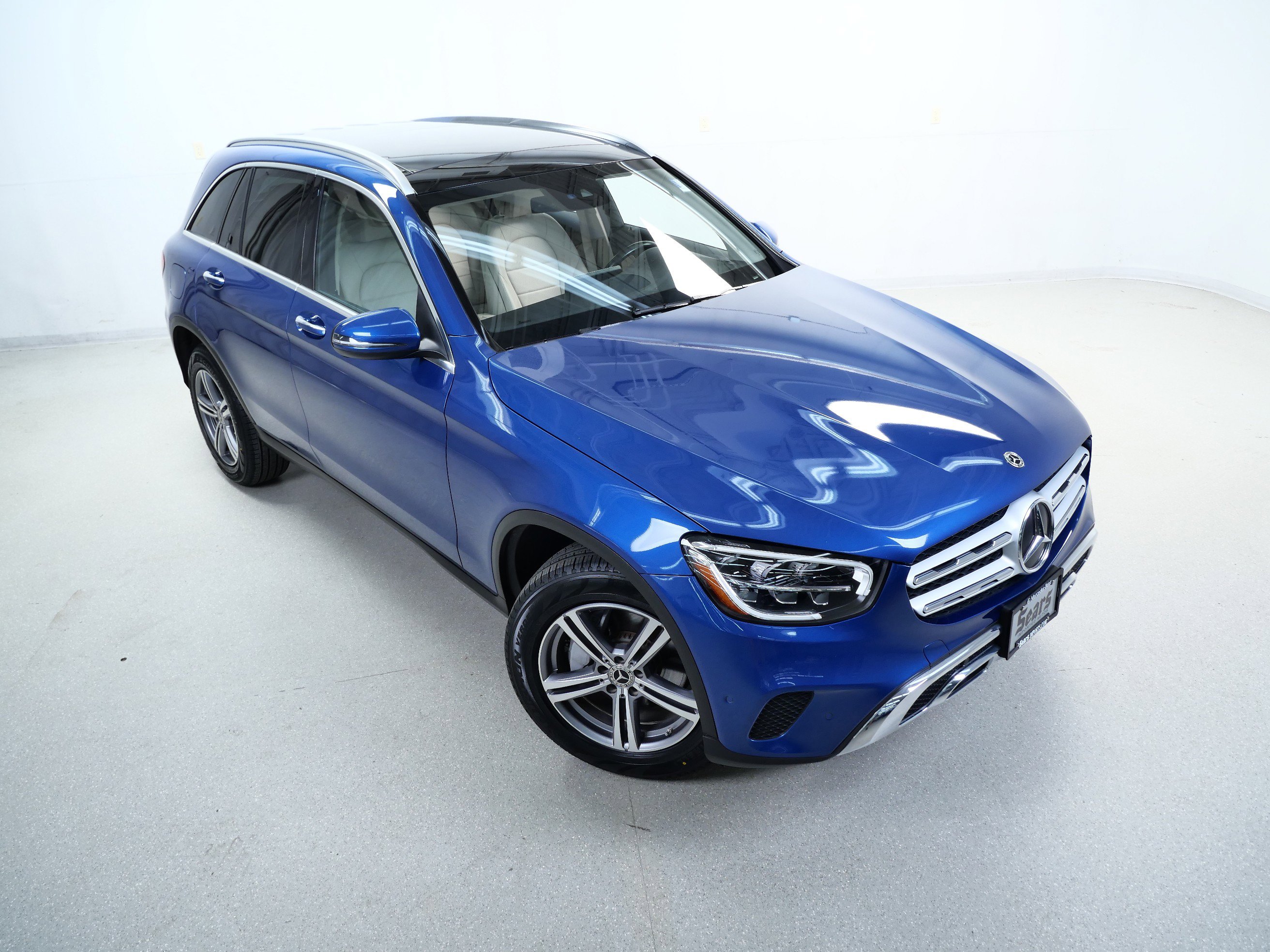 2022 Mercedes Benz GLC 300 4MATIC photo 3