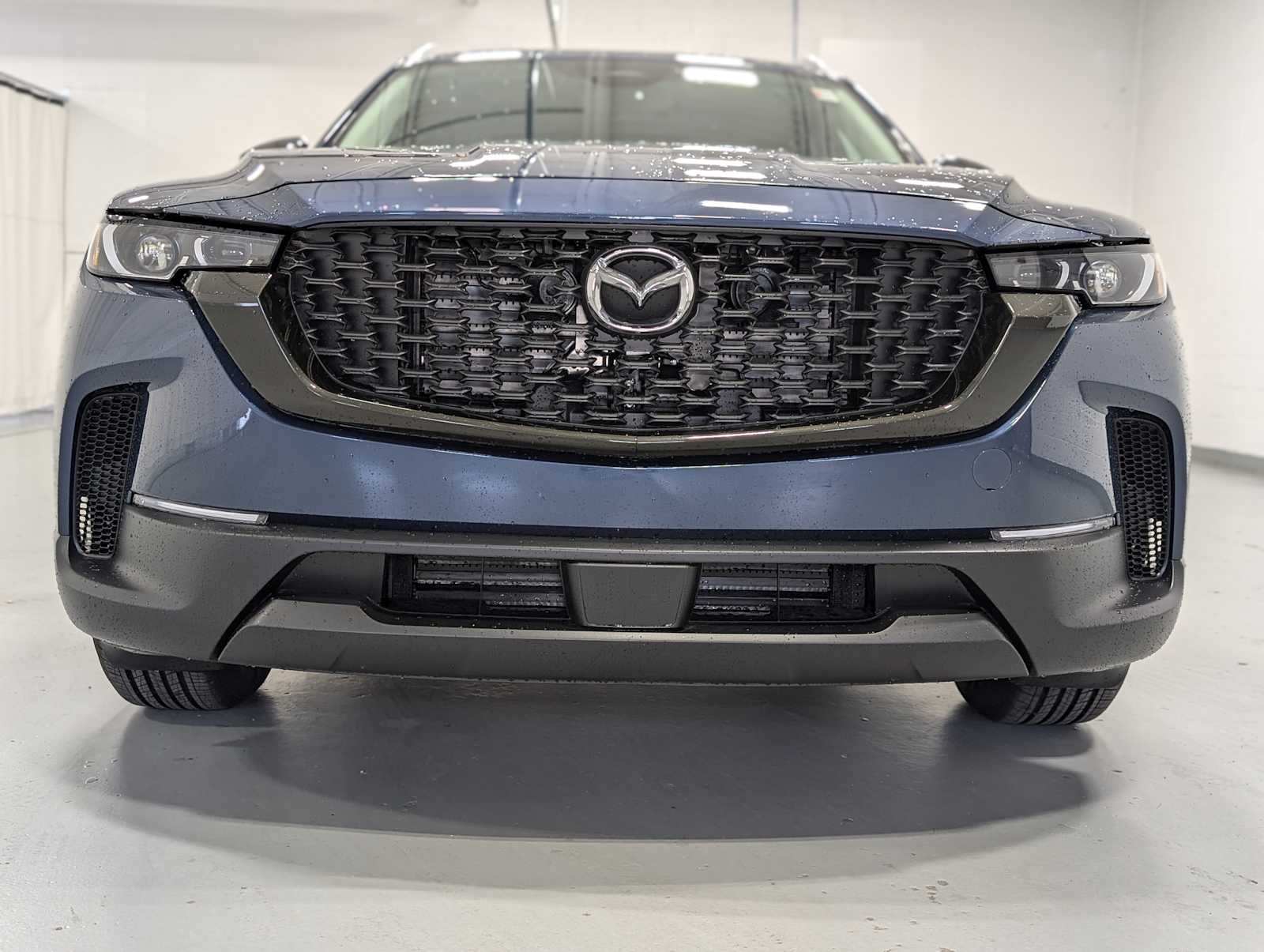 2025 Mazda CX-50 2.5 Select photo 2