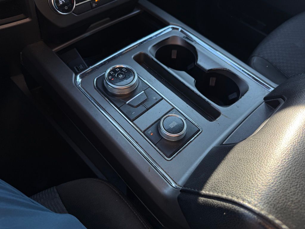 2020 Ford Expedition XLT photo 14