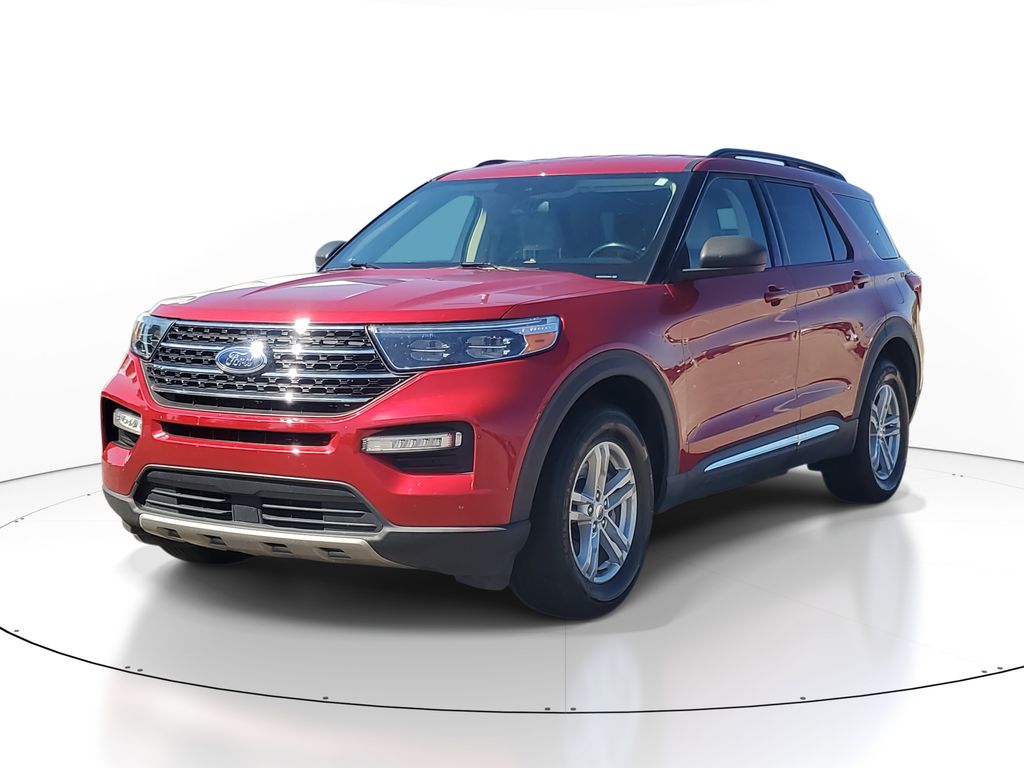 2021 Ford Explorer XLT photo 2