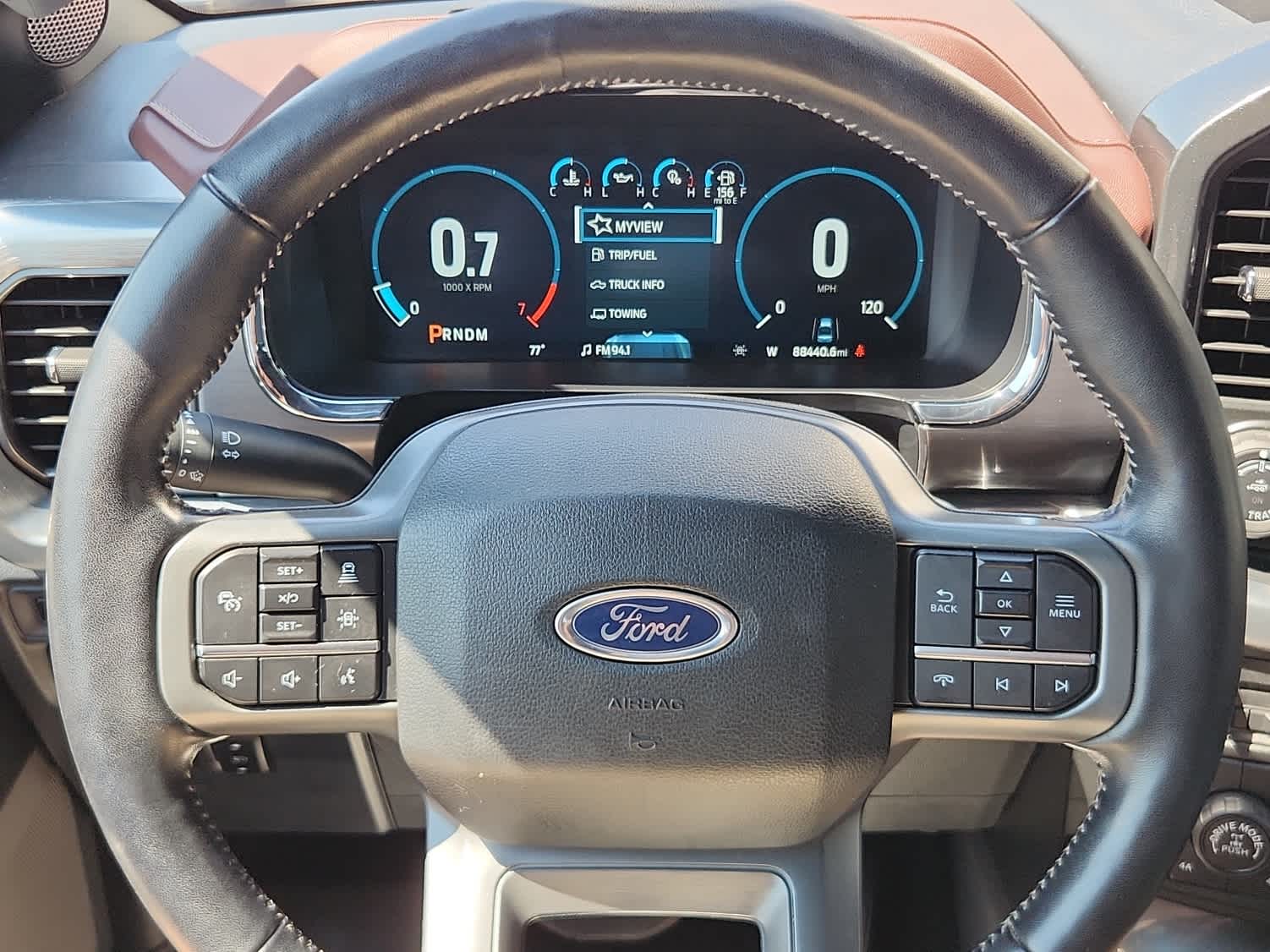2022 Ford F-150 Lariat photo 16