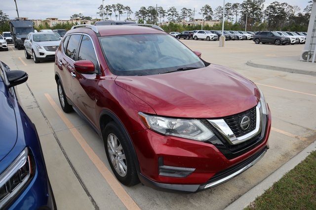 2019 Nissan Rogue SV photo 3
