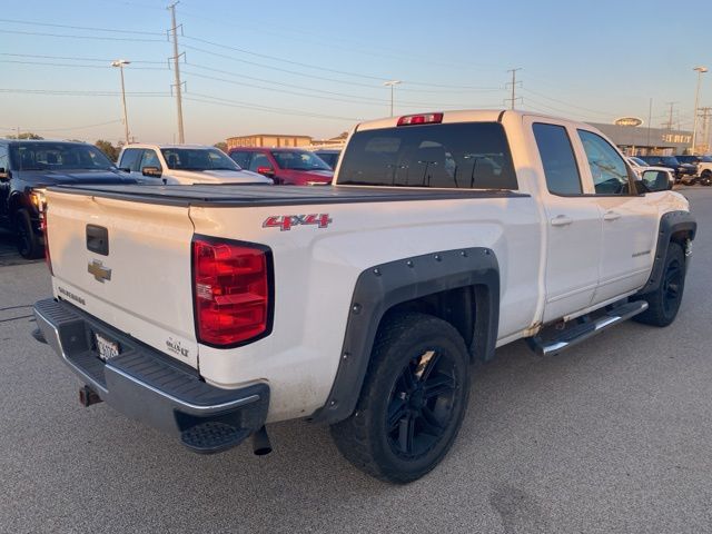 2015 Chevrolet Silverado LT photo 5