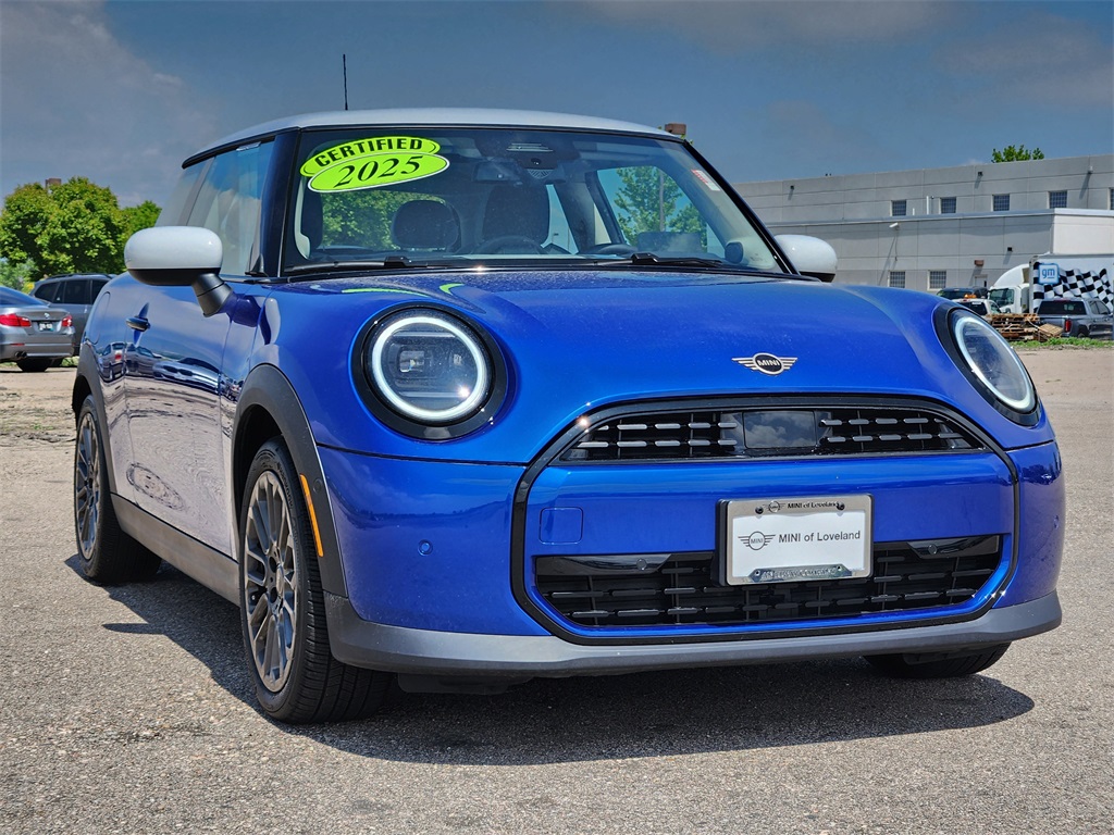 2025 Mini Cooper 2 Door Hardtop photo 3