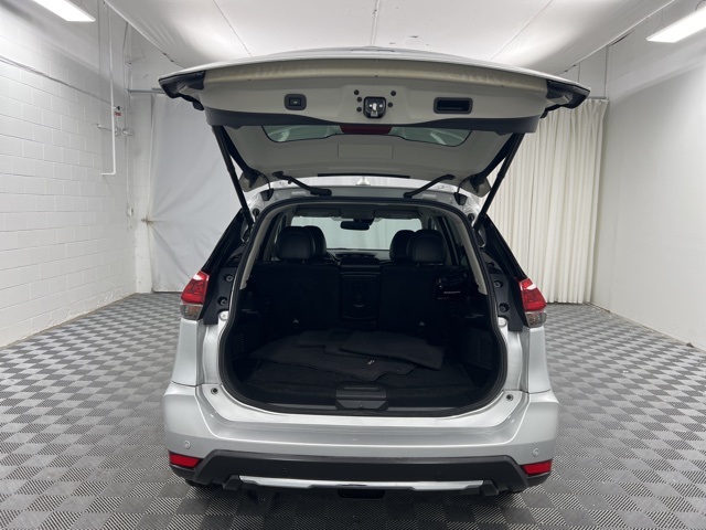 2019 Nissan Rogue SL photo 8