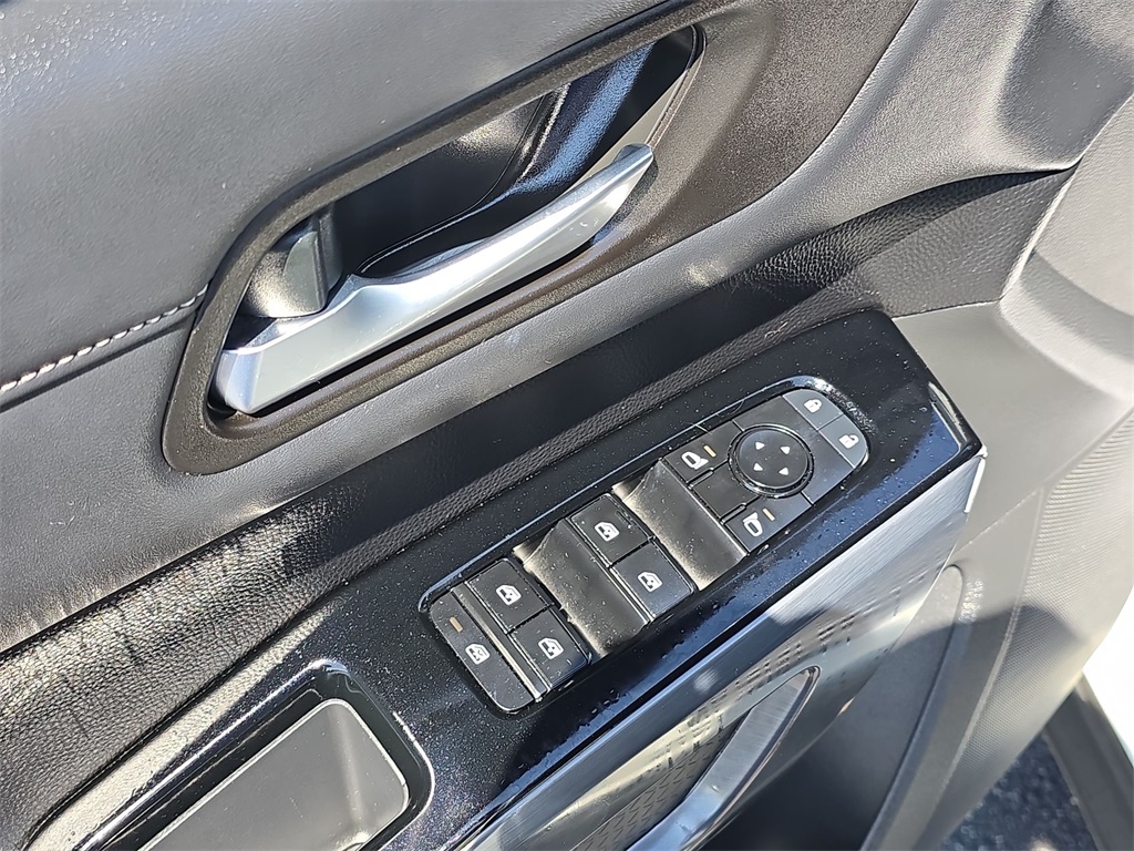2023 Nissan Pathfinder SL photo 18