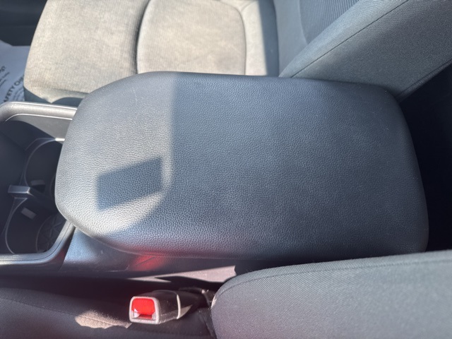 2024 Toyota RAV4 Hybrid LE photo 35