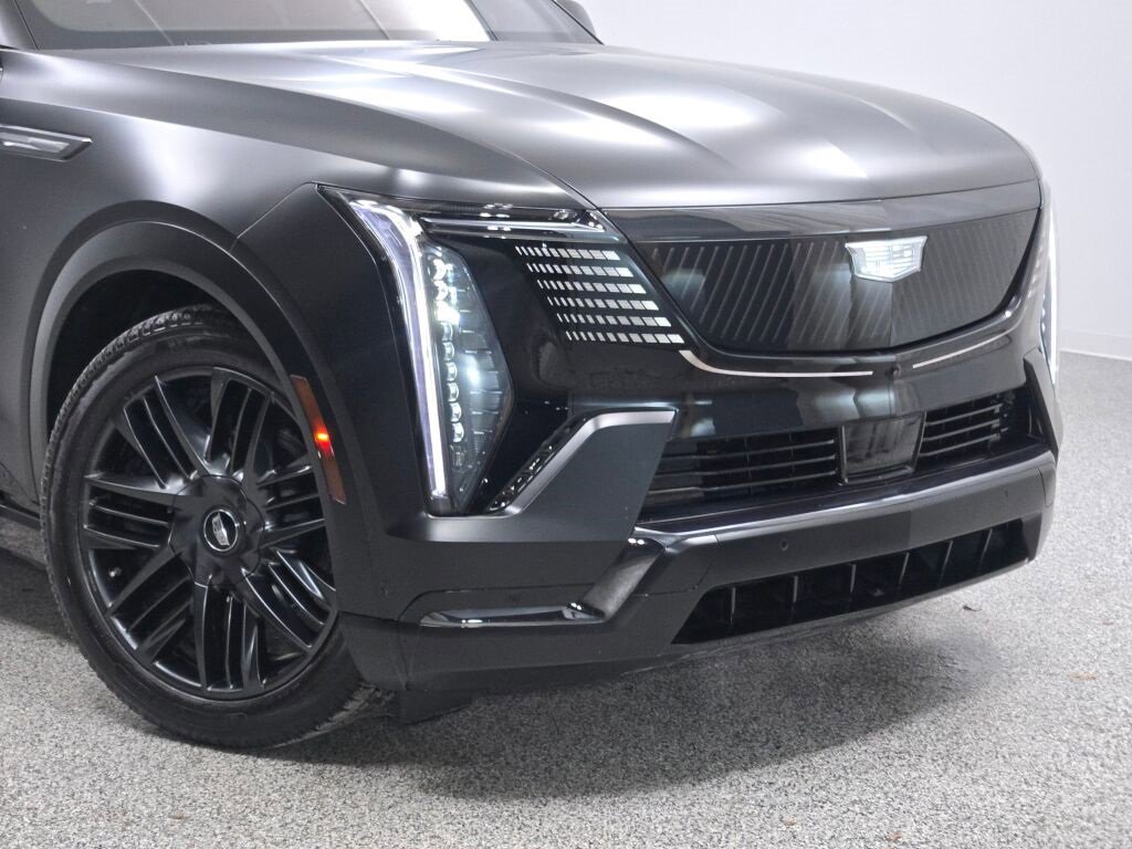 Used 2025 Cadillac Escalade IQ Sport 2 with VIN 1GYTEFKL0SU106267 for sale in Lincolnwood, IL