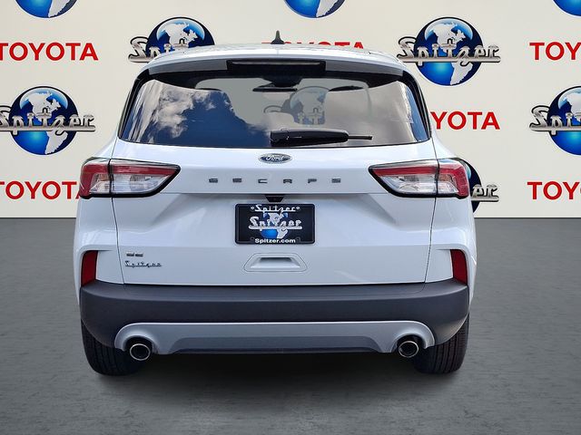 2022 Ford Escape SE photo 5