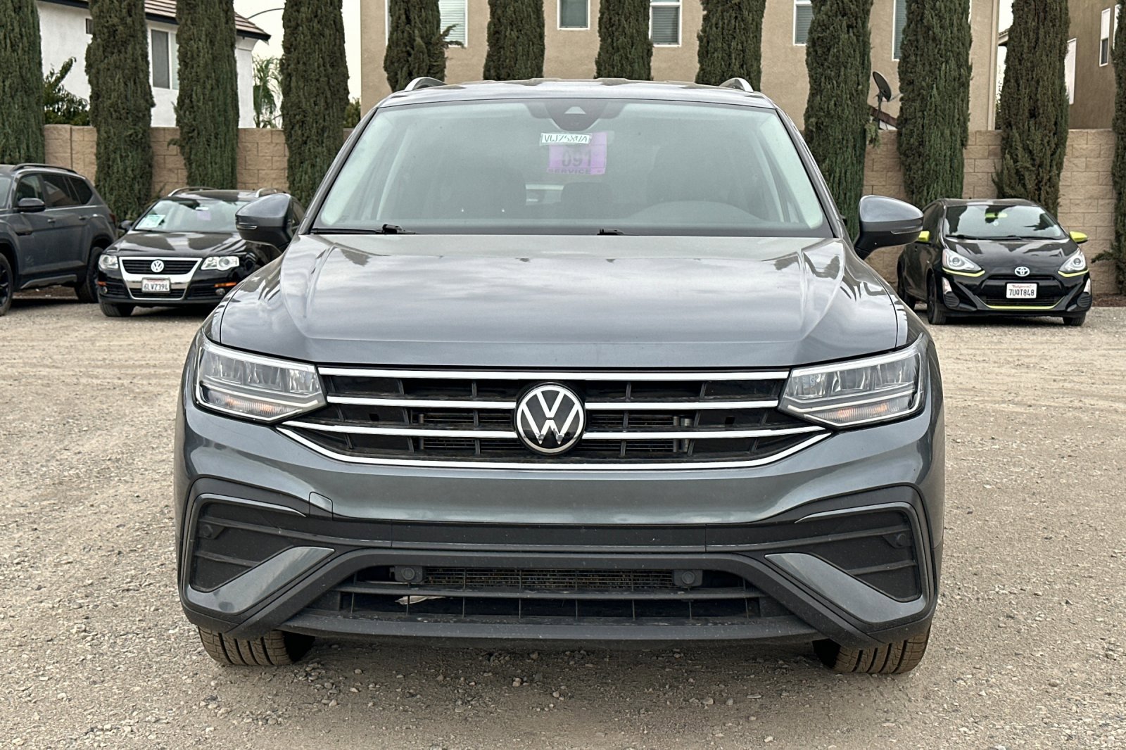 2022 Volkswagen Tiguan SE photo 3