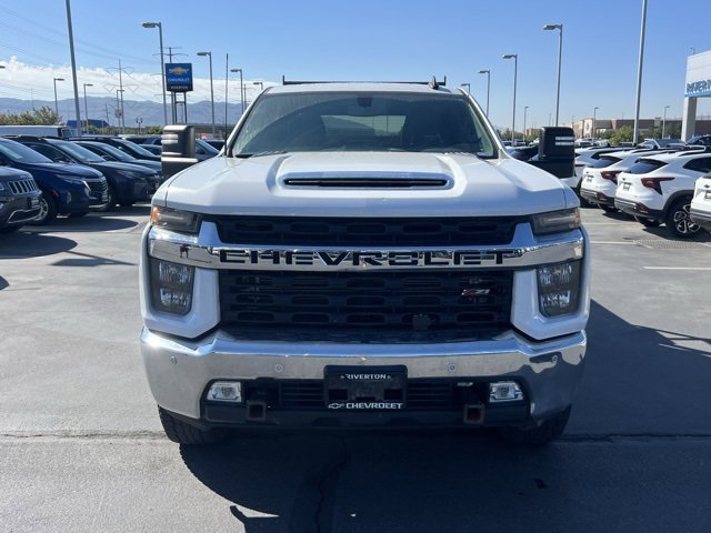 2021 Chevrolet Silverado 3500HD LT photo 2