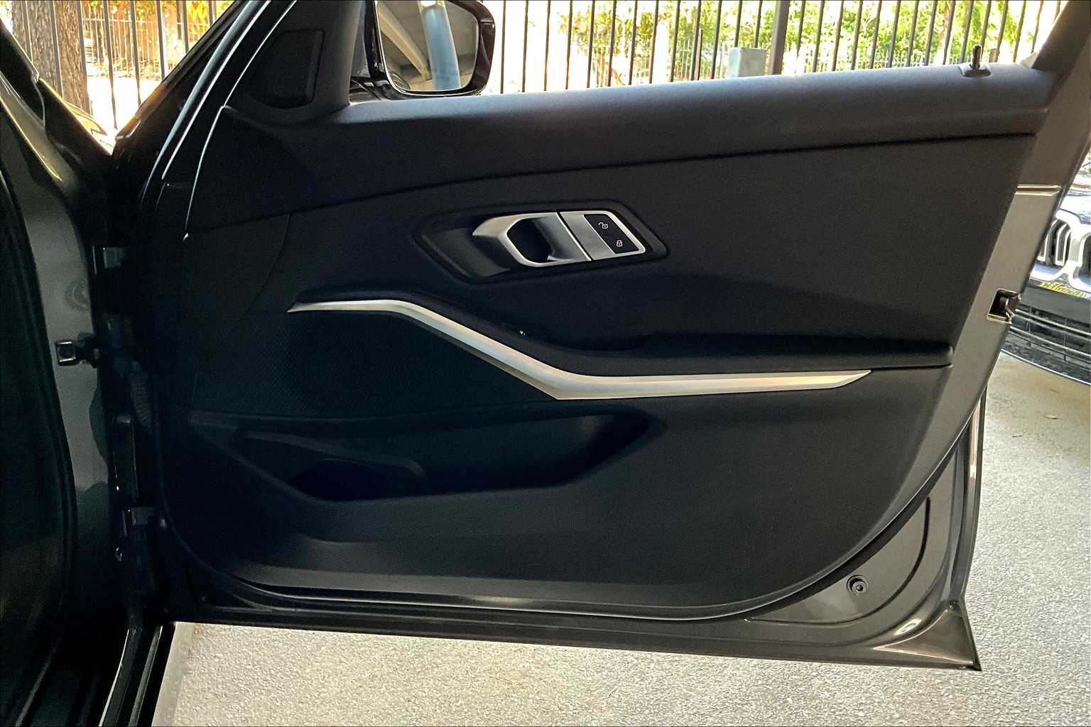 2021 Bmw 330i photo 22