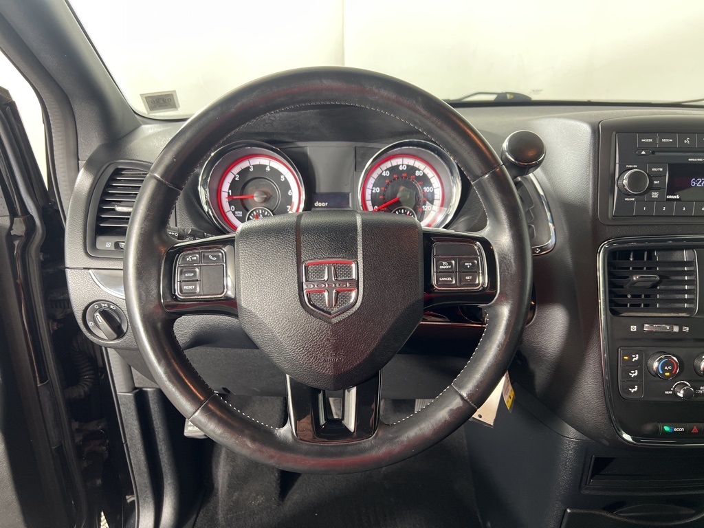 2016 Dodge Grand Caravan SE photo 13
