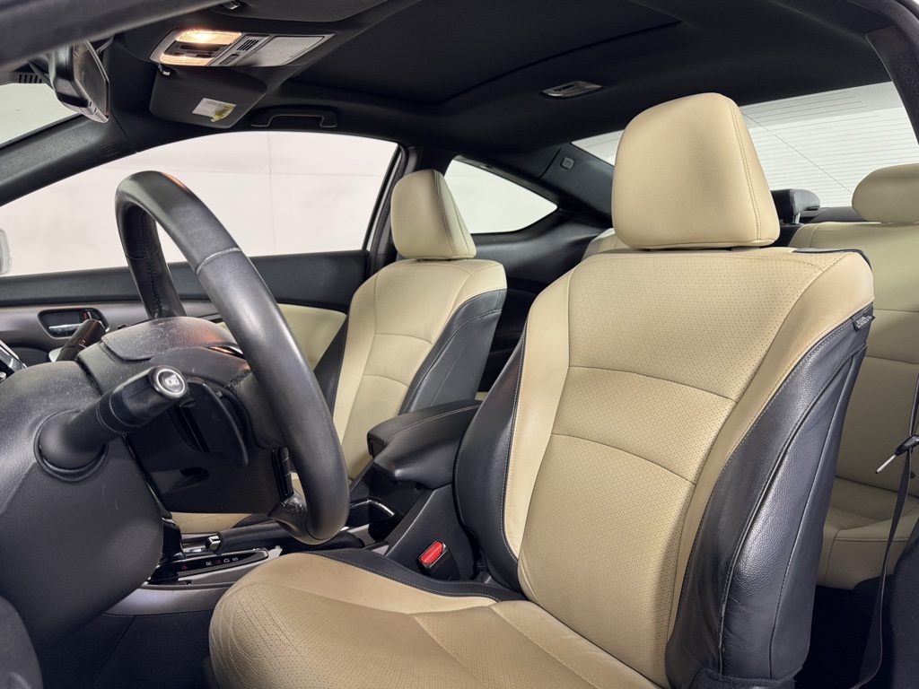 2017 Honda Accord EX-L photo 6