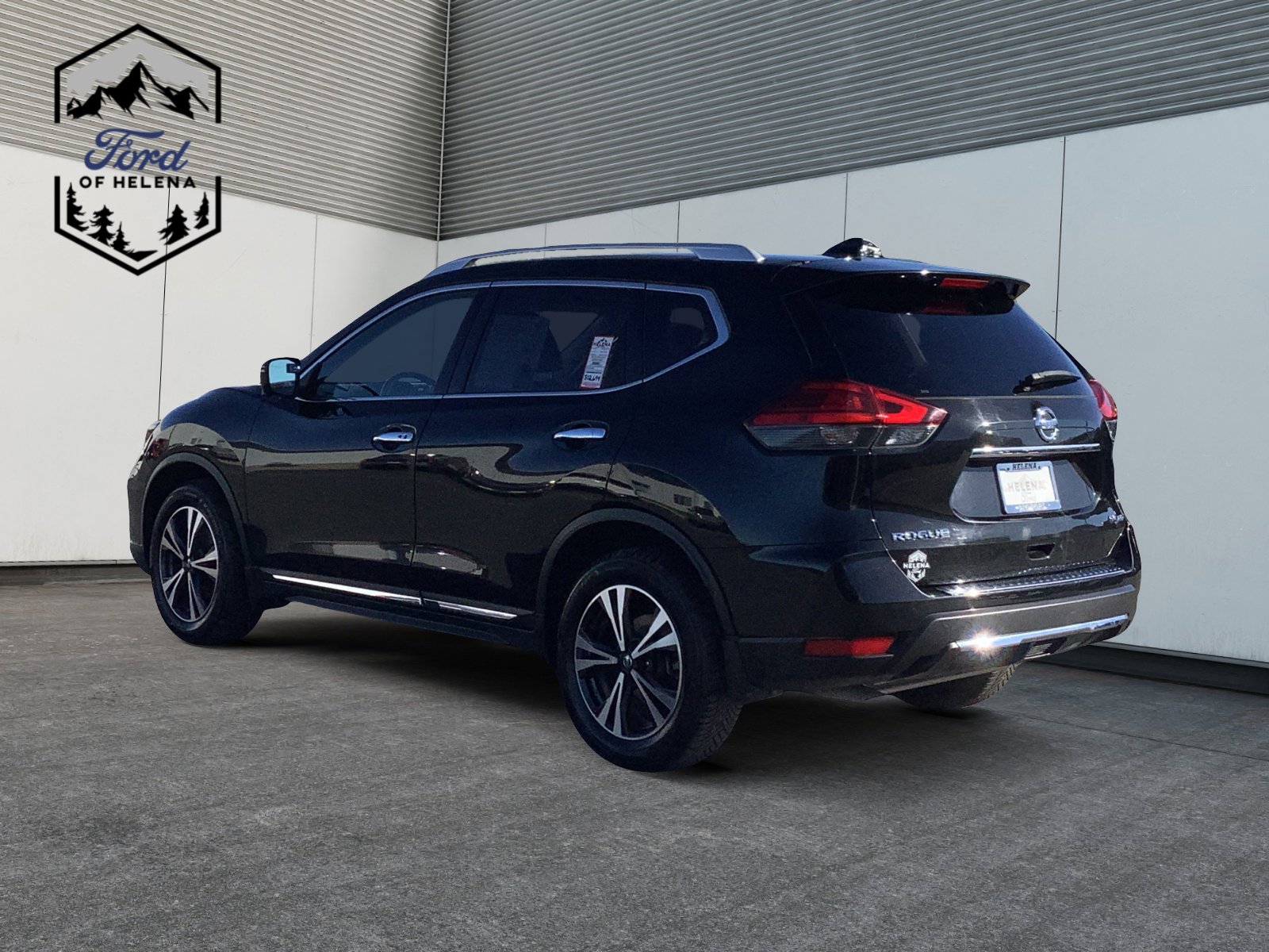 2017 Nissan Rogue SL photo 3